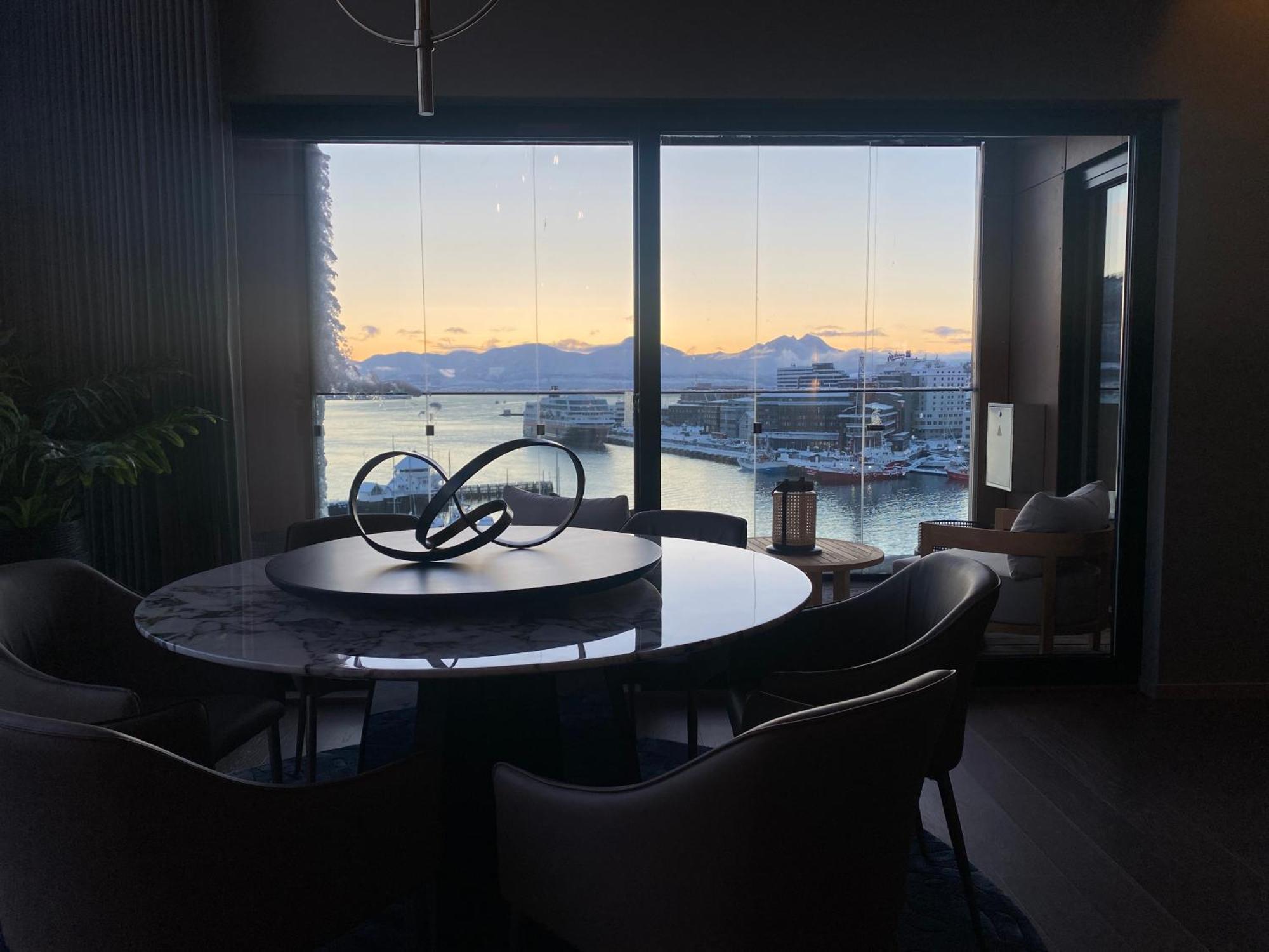 Vindlys Luxury Penthouse Apartment Tromsø Eksteriør billede