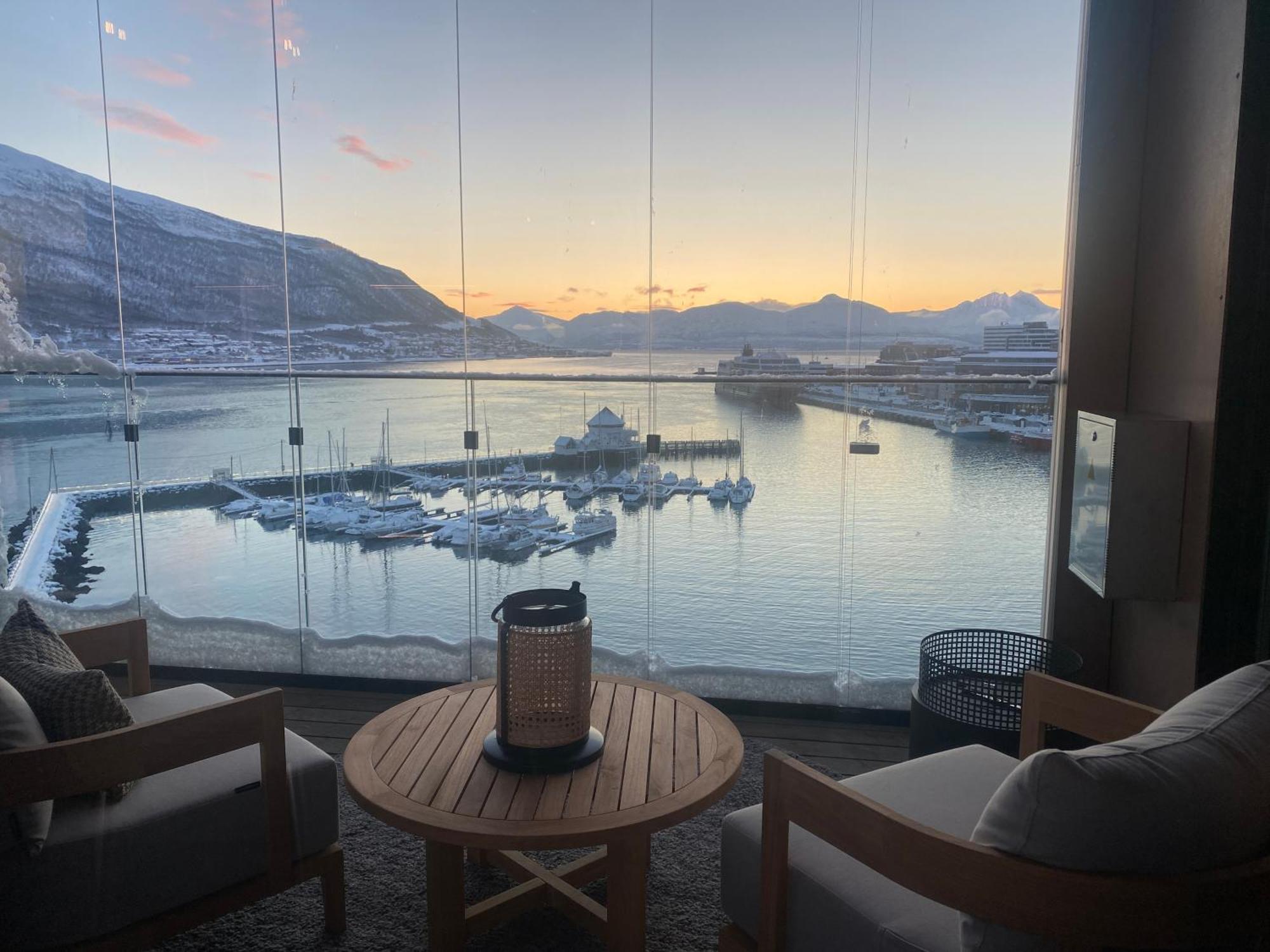 Vindlys Luxury Penthouse Apartment Tromsø Eksteriør billede