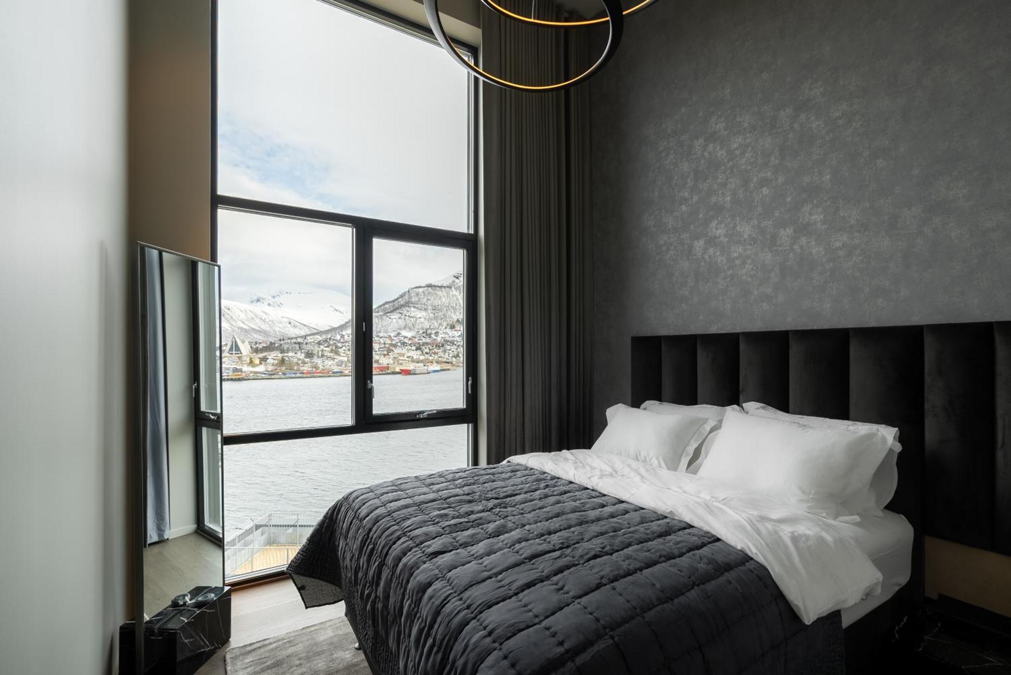 Vindlys Luxury Penthouse Apartment Tromsø Eksteriør billede