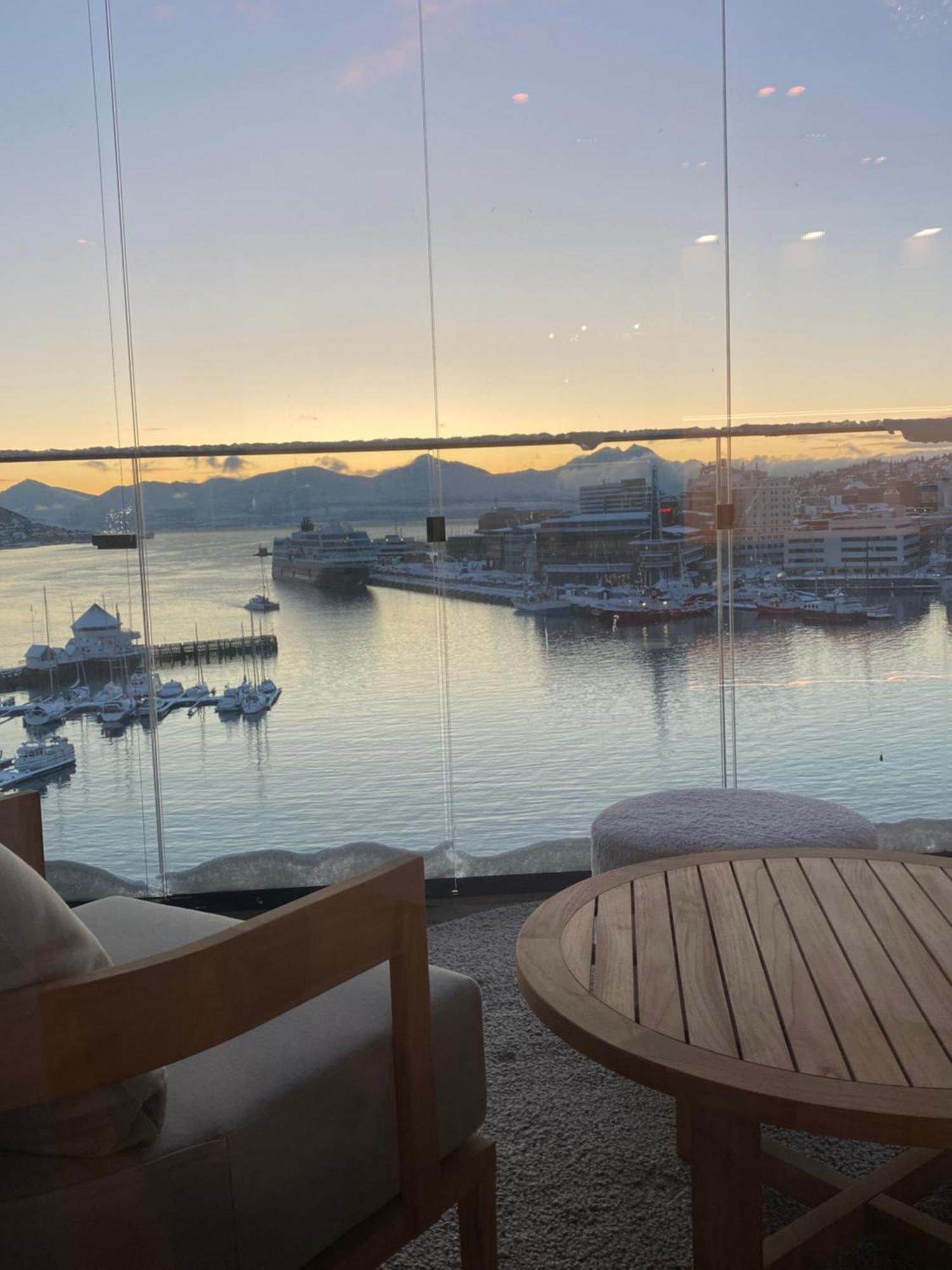 Vindlys Luxury Penthouse Apartment Tromsø Eksteriør billede