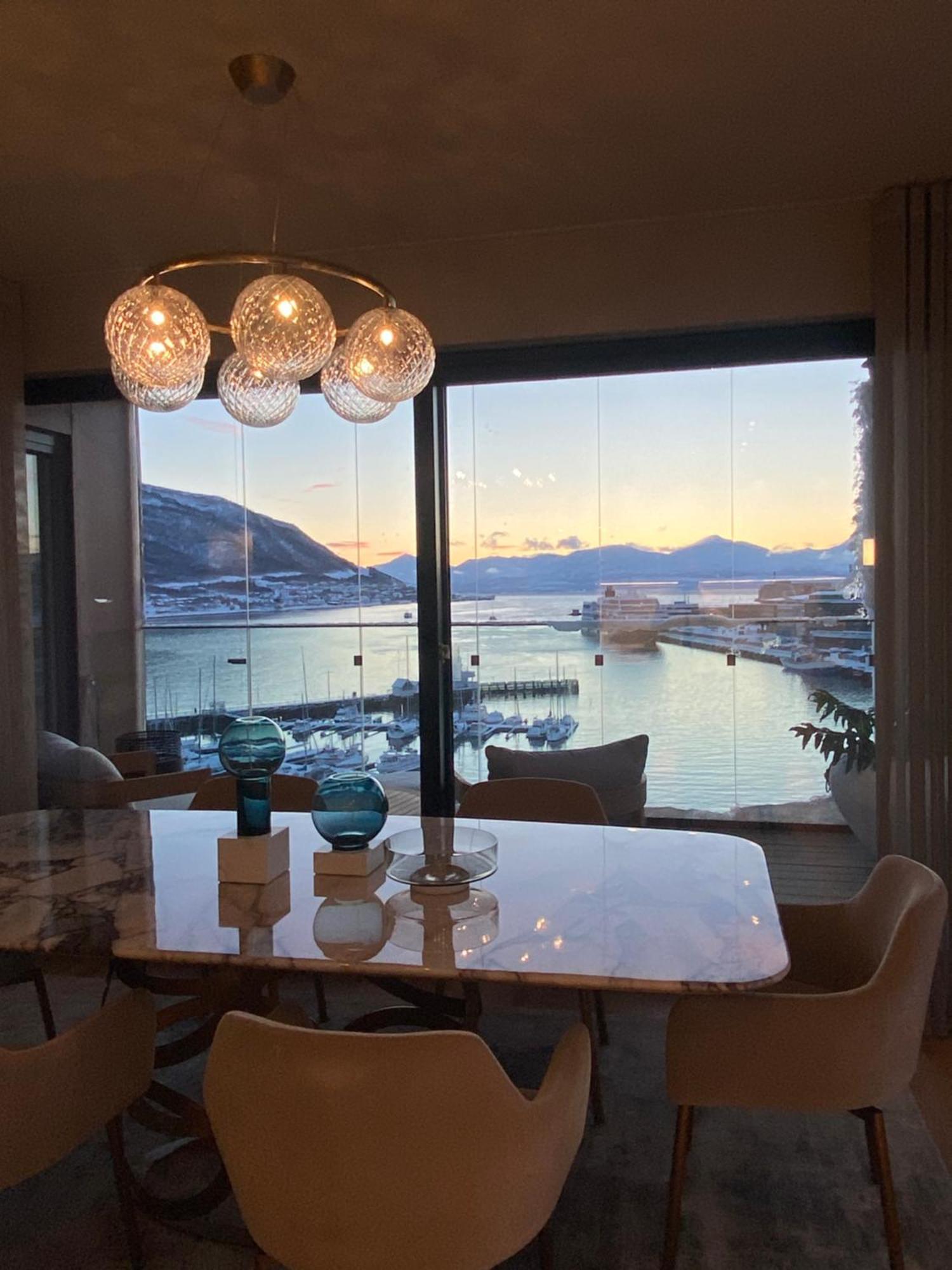 Vindlys Luxury Penthouse Apartment Tromsø Eksteriør billede