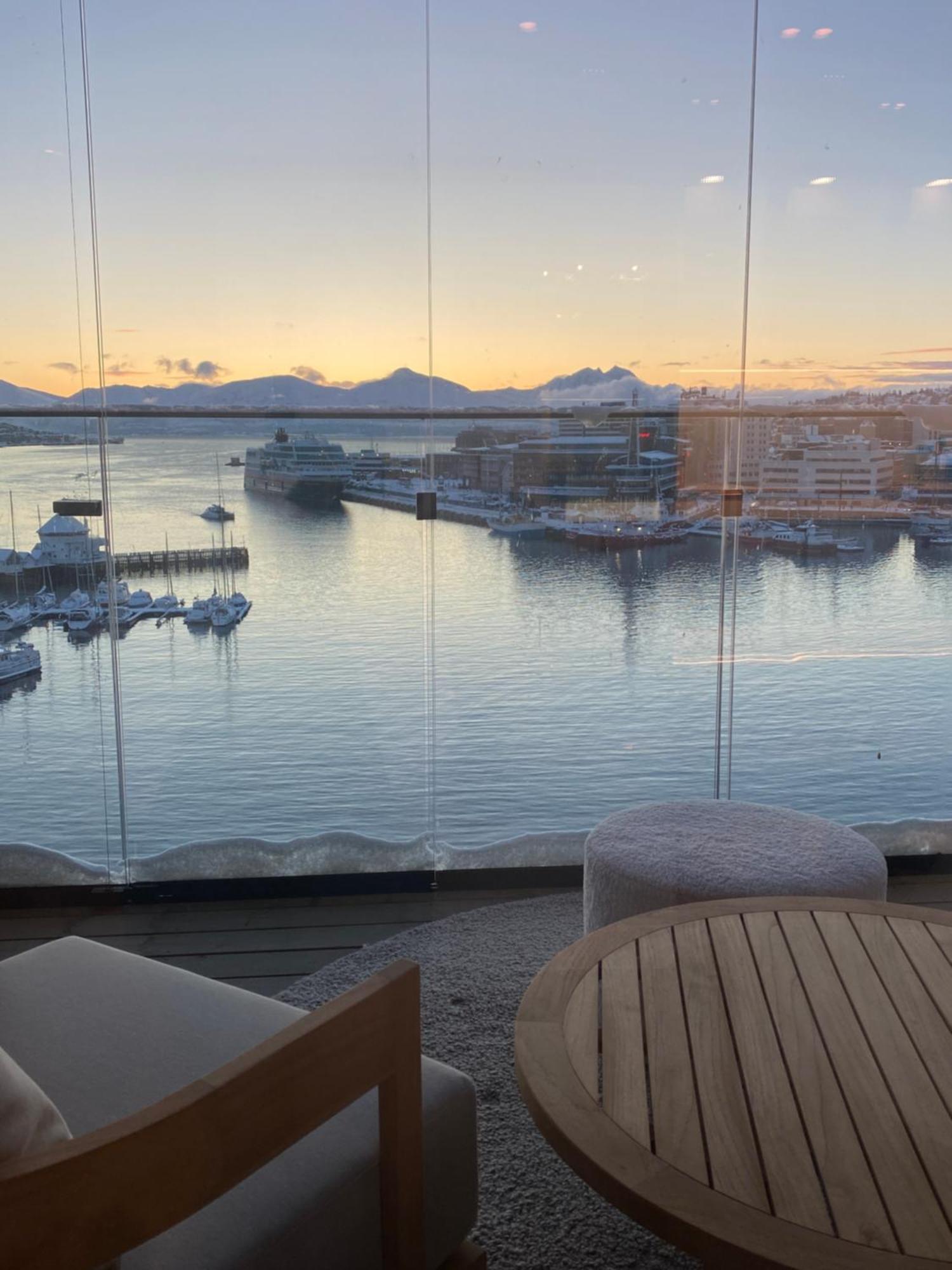 Vindlys Luxury Penthouse Apartment Tromsø Eksteriør billede