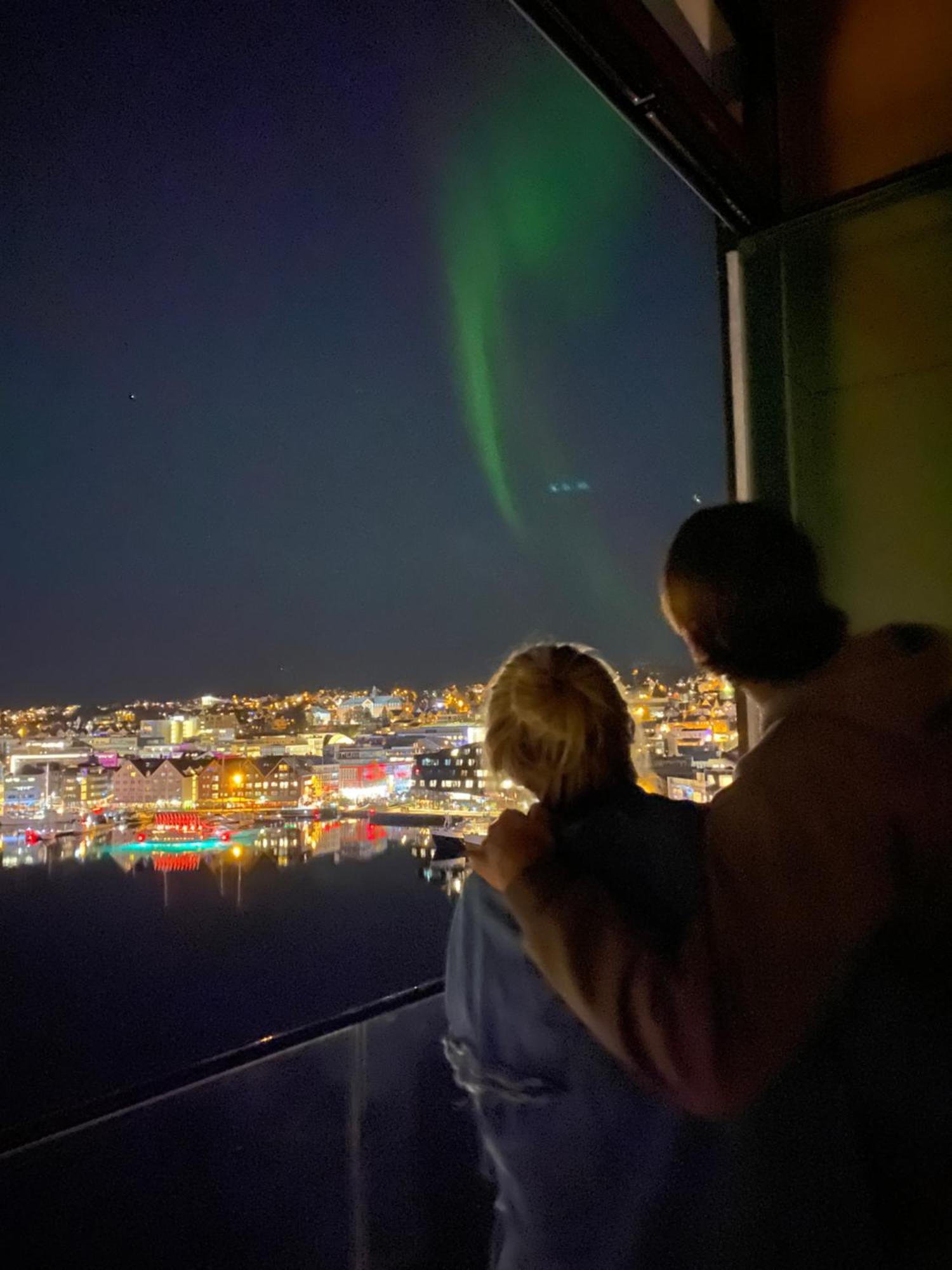 Vindlys Luxury Penthouse Apartment Tromsø Eksteriør billede